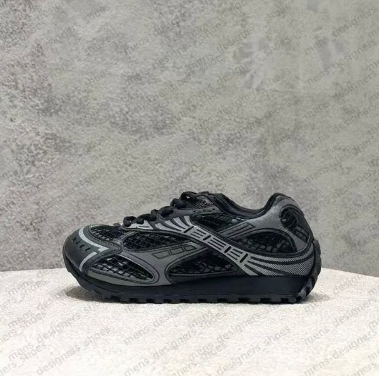 Black Bottega