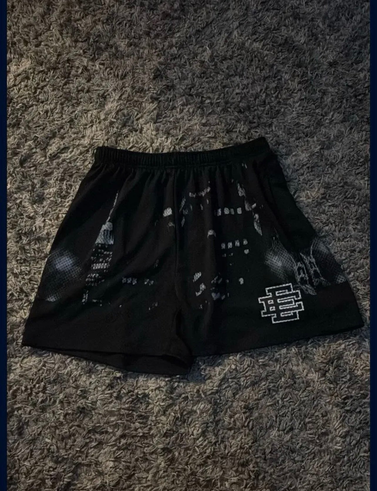 EE Shorts